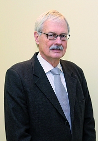 Профессор В. Вайднер