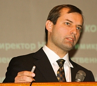 Р.С. Козлов, д.м.н., профессор, директор НИИ антимикробной химиотерапии, Смоленск