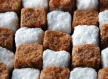 ВОЗ рекомендует есть в два раза меньше сахара.