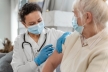 CDC изменили рекомендации по вакцинации от гриппа пожилых людей