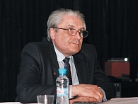 Профессор В.И. Мазуров