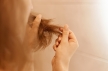 Основными симптомами «постковидного хвоста» являются выпадение волос и снижение либидо 
