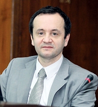 Профессор  И.В. Маев