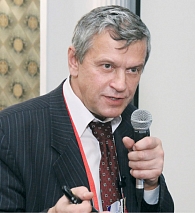 Профессор  П.Р. Камчатнов