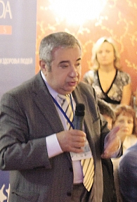 Председатель симпозиума В.Е. Радзинский, д.м.н., профессор