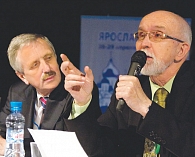 Профессор  В. Тлустохович, Польша, Варшава, и  профессор  Л.Н. Денисов,  Россия, Москва  (слева направо)
